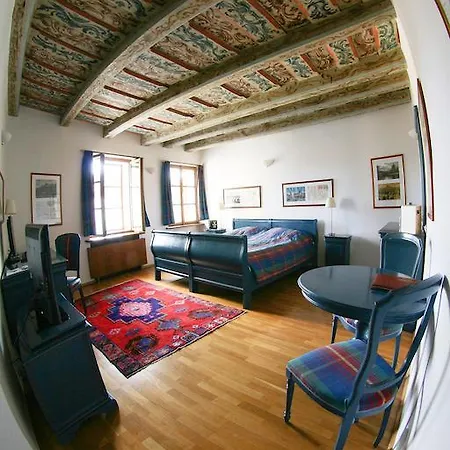 فندق Rezidence Lundborg 4*